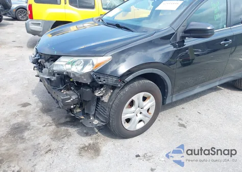 2015 Toyota Rav4 Le z USA, uszkodzony, nr VIN 2T3ZFREV6FW204479